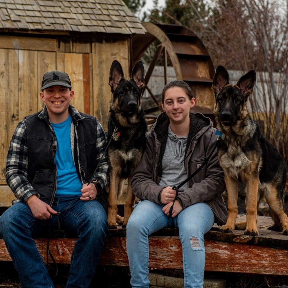 Meet your Posher, Alexandra